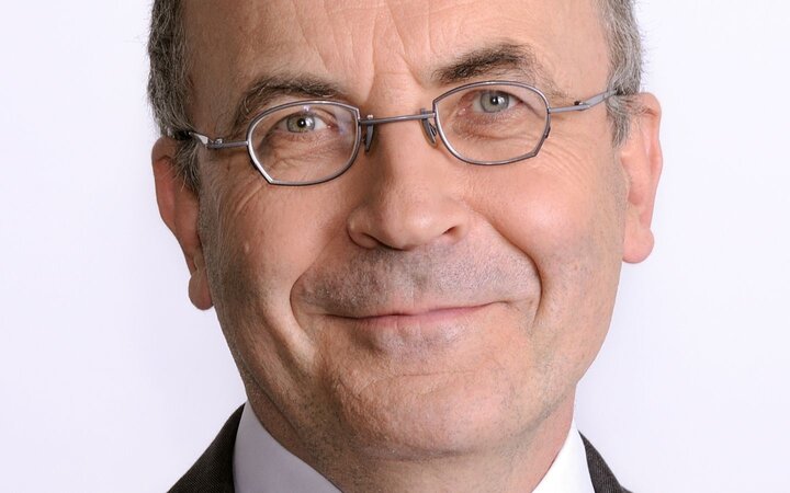 Porträtfoto von Dr. Ulrich Maidowski